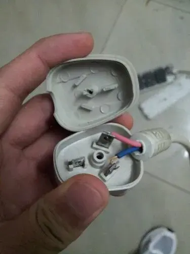 Plug Electric Leakage