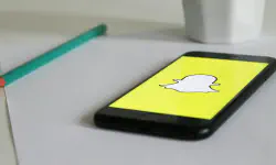 Featured image of post 不同运营商之间打电话能畅通无阻，聊天软件之间为何“老死不相往来”？