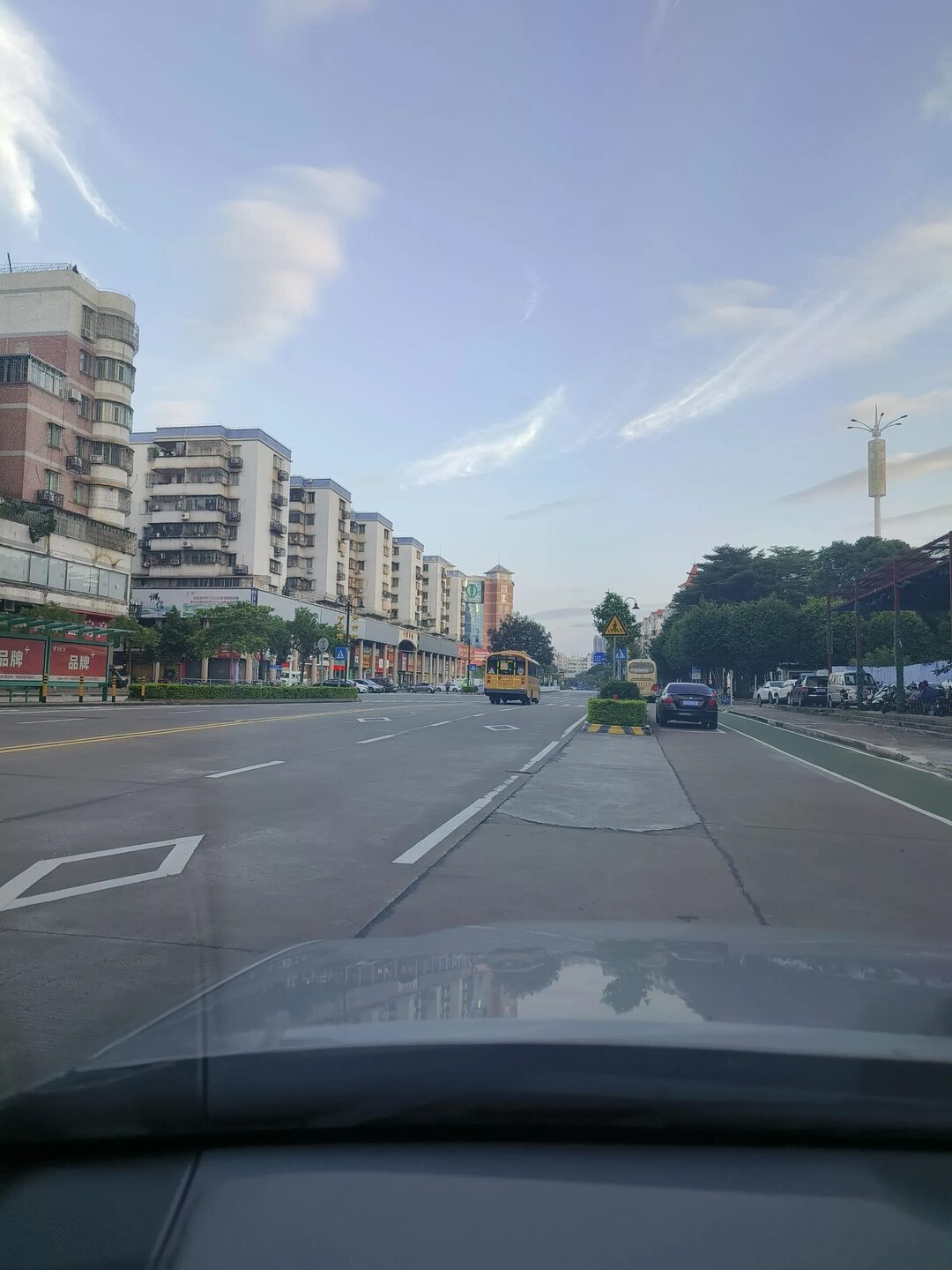 Hehe likes to take the school bus