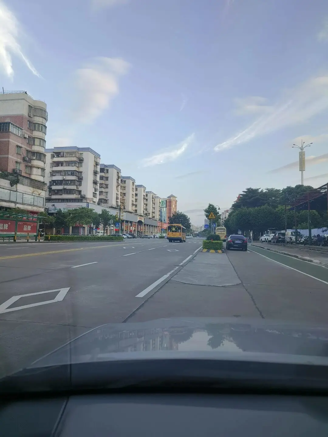 Hehe likes to take the school bus