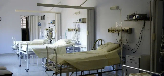 How to Safeguard Your Job and Livelihood When Unable to Work Due to Injury or Illness as a Wage Worker?