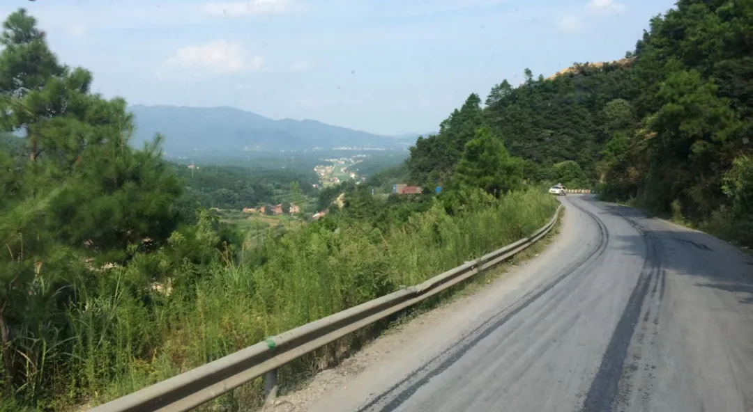黄巢山路段