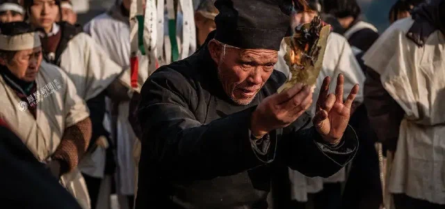 The Chinese Earth Burial I Know