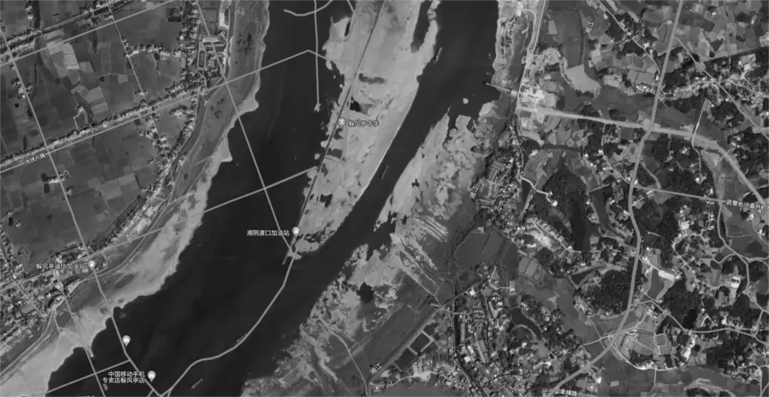 Hills Near Dongting Lake